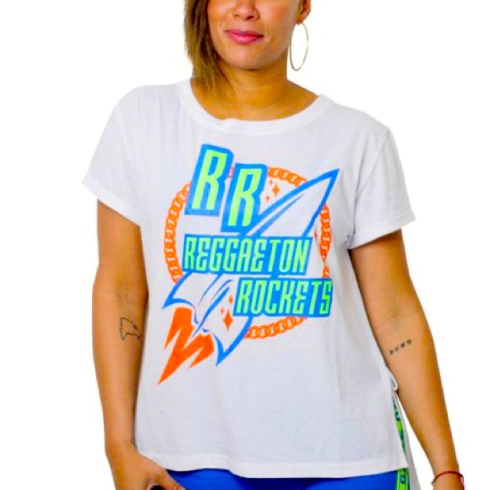 Never worn! In perfect condition!!!! 💚💙🧡